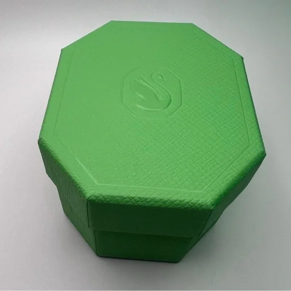 Swarovski Kris Bear “Skater Bear” Figurine – Retired 5619208 90"s Fun - Picture 10 of 10